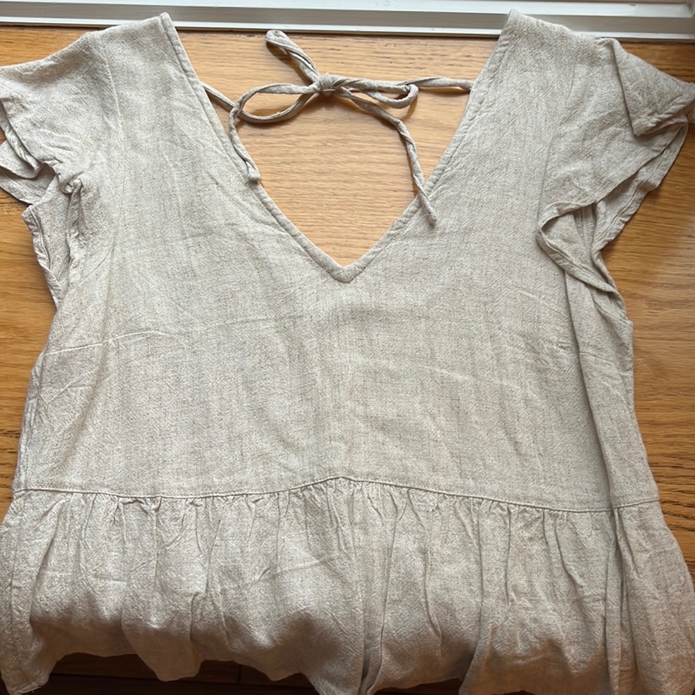XS Abercrombie Tan Linen Blouse